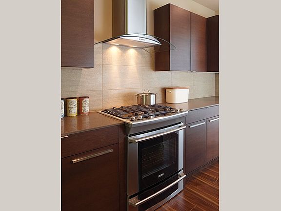 5th image of 13213 SE 307th St
