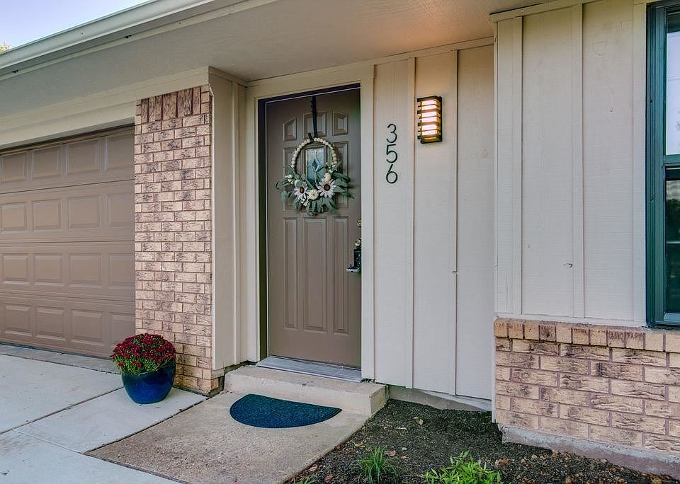 1st image of 356 E Greenfield Dr
