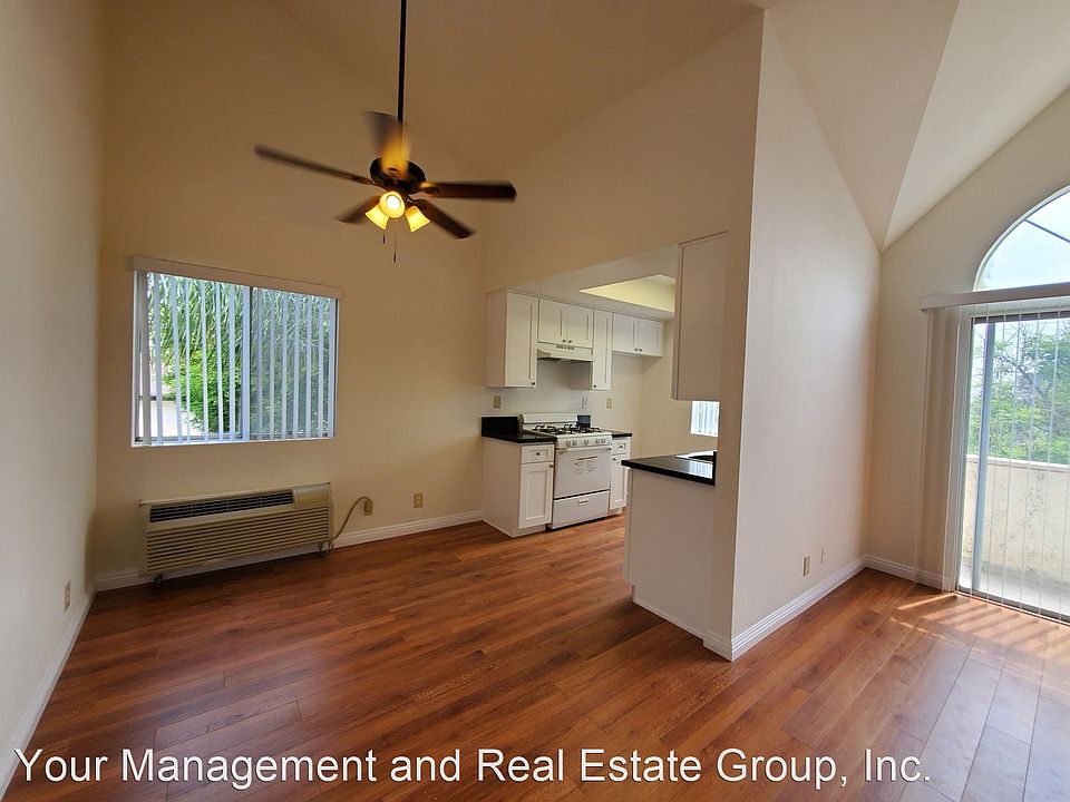 1st image of 437 E Cedar Ave #8517949
