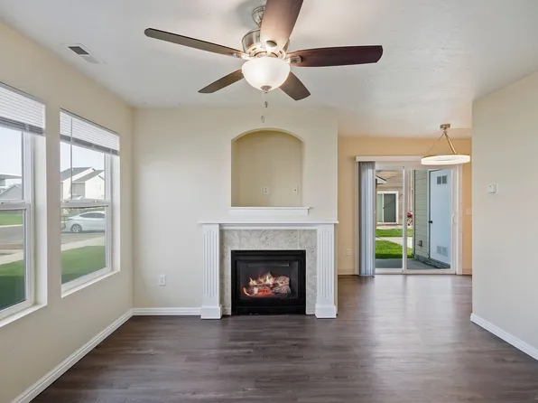 11399 Pinehurst Townhomes, 11399 W Pamelas Ln APT 103, Nampa, ID 83651