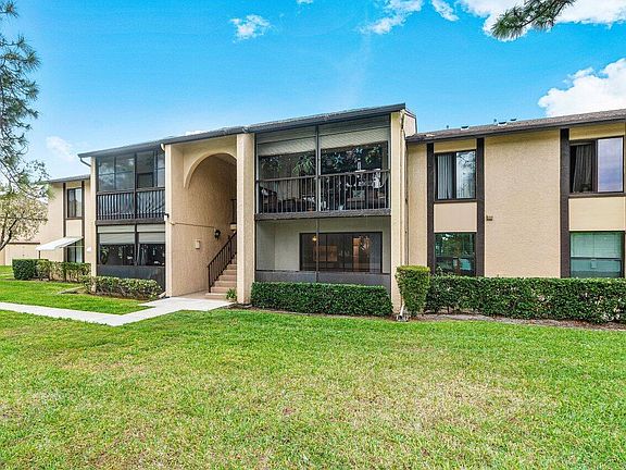 5th image of 801 Sky Pine Way #G1