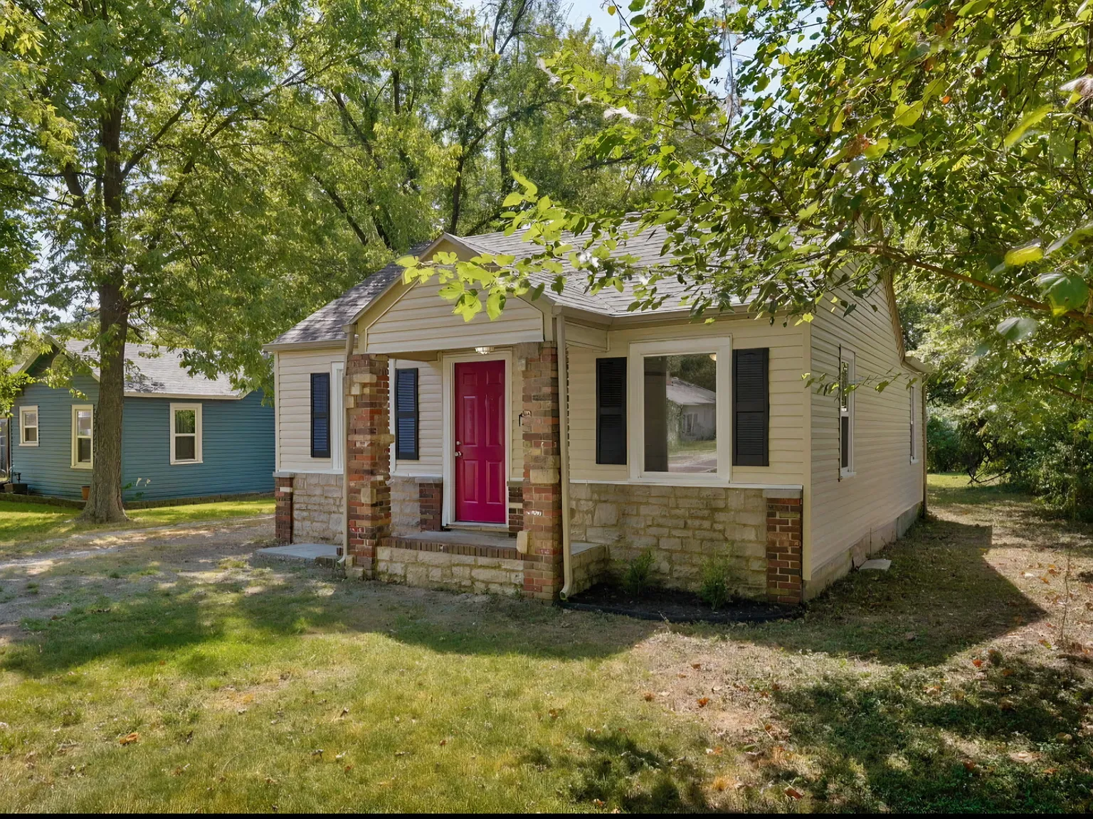 2 bed, 696 sqft, $1,000 — Photo 2