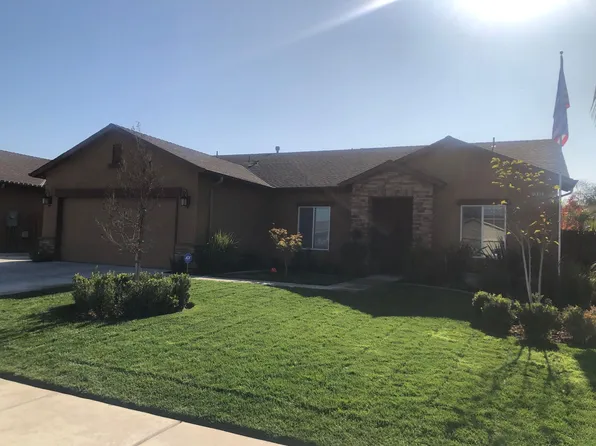1492 El Paso Ave, Dinuba, CA 93618