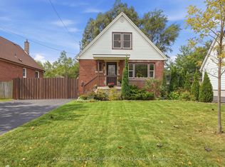 42 Delevan Cres, Hamilton, ON L9A4A7