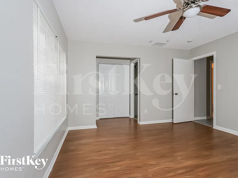 9749 Sandalfoot Blvd — Photo 8