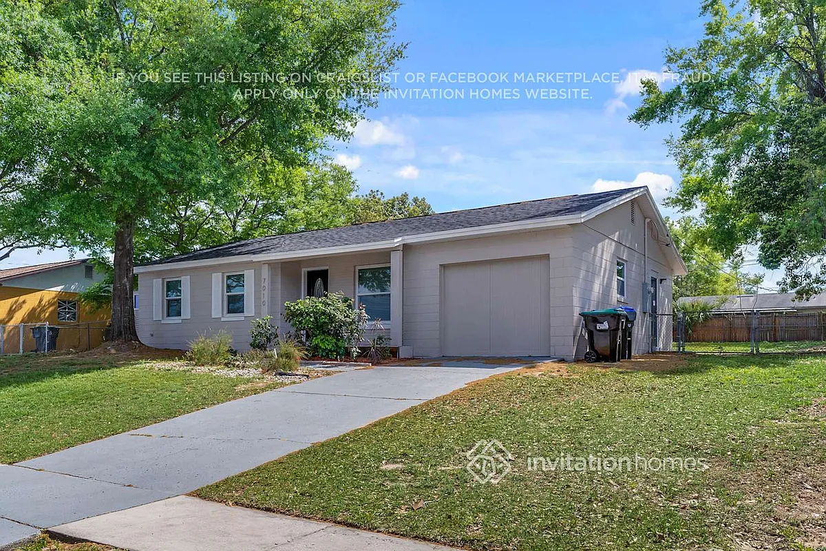 Building Photo - 7010 Lake Long Dr
