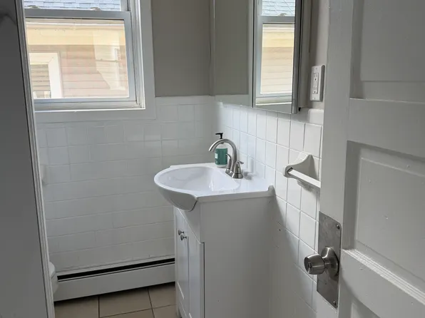 368 Orms St Floor 3, Providence, RI 02908