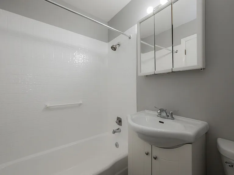 15311-02 Kilpatrick Ave — Photo 11