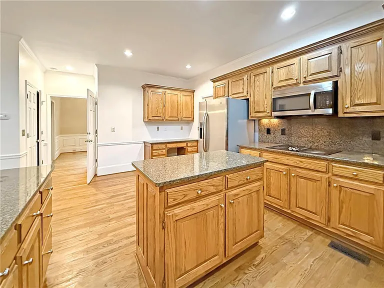 725 Mount Oglethorpe Trl — Photo 8