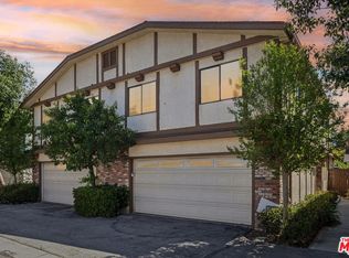 18424 Keswick St Unit 12, Reseda, CA 91335