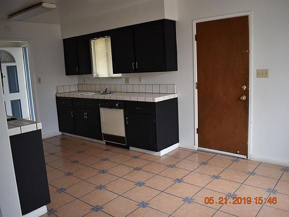 5th image of 1539 Oriole St