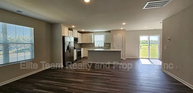 1615 Cannonball Ln — Photo 3