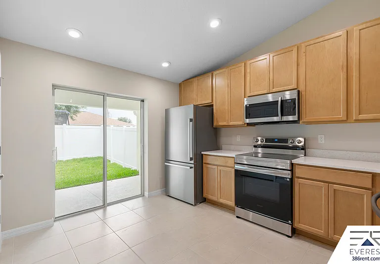 12 Llovera Pl #A — Photo 12