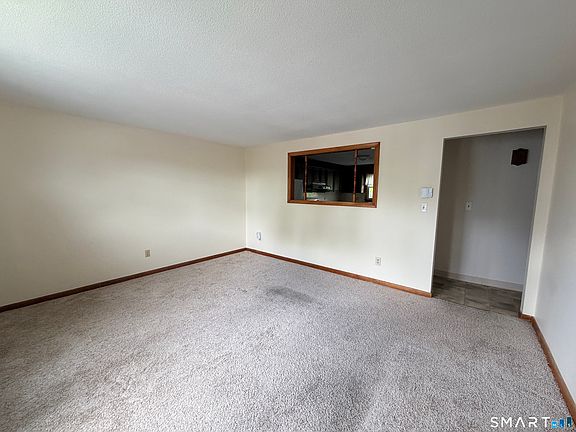 3rd image of 398 Wilson Street