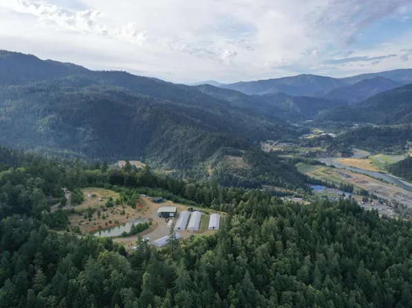 138 / California Hwy #299, Willow Creek, CA 95573