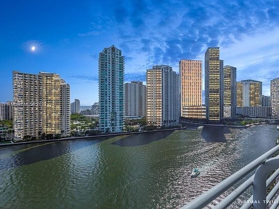 5th image of 335 Biscayne Blvd #1709-1