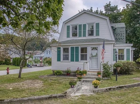 3 Jones Ave, Woburn, MA 01801