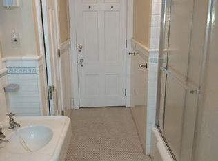 916 Centre Ave #2, Reading, PA 19601