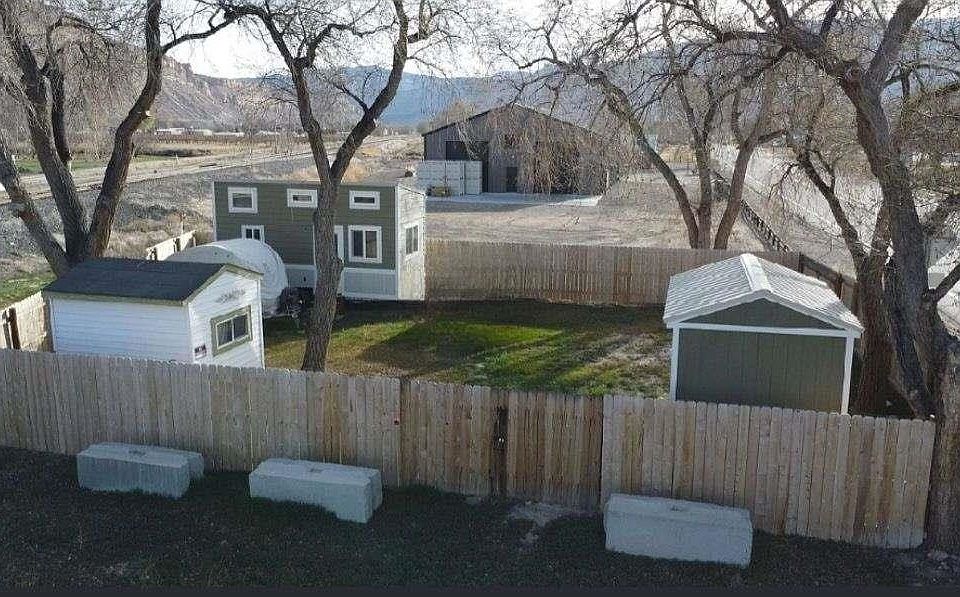 1st image of 3670 G Rd