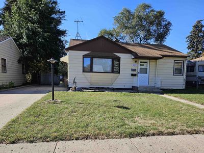 609 14th St NW, Minot, ND, 58703