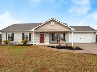 1320 Colonel Salomon Dr, Prairie Grove, AR 72753