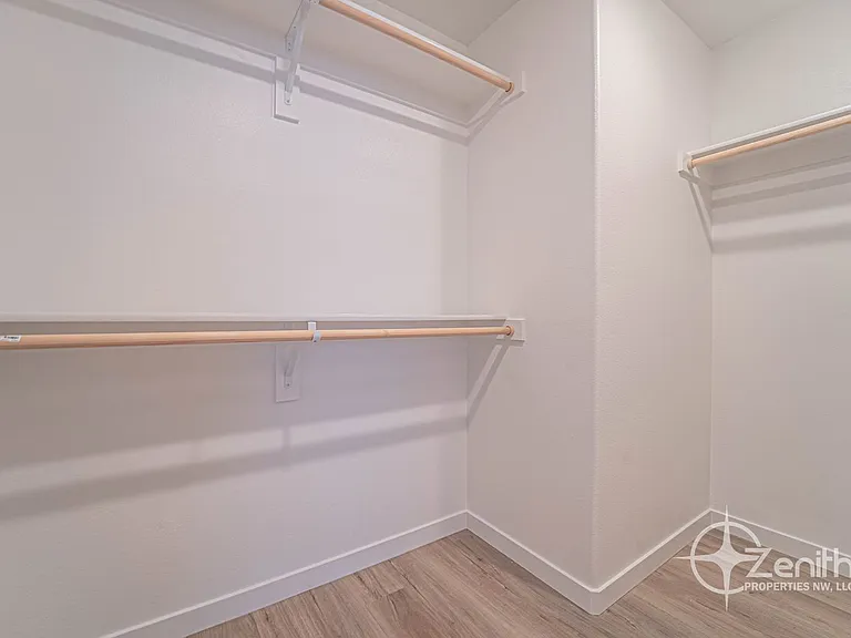 4912 NE 2nd Ct — Photo 19