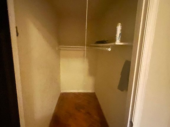 4th image of 1417 Kemper St #0