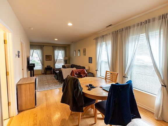 3rd image of 1756 W Crystal St #1F
