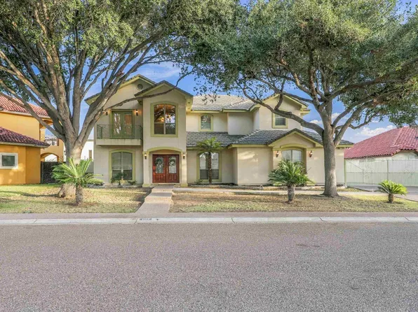 203 Lake Lugano Rd, Laredo, TX 78041
