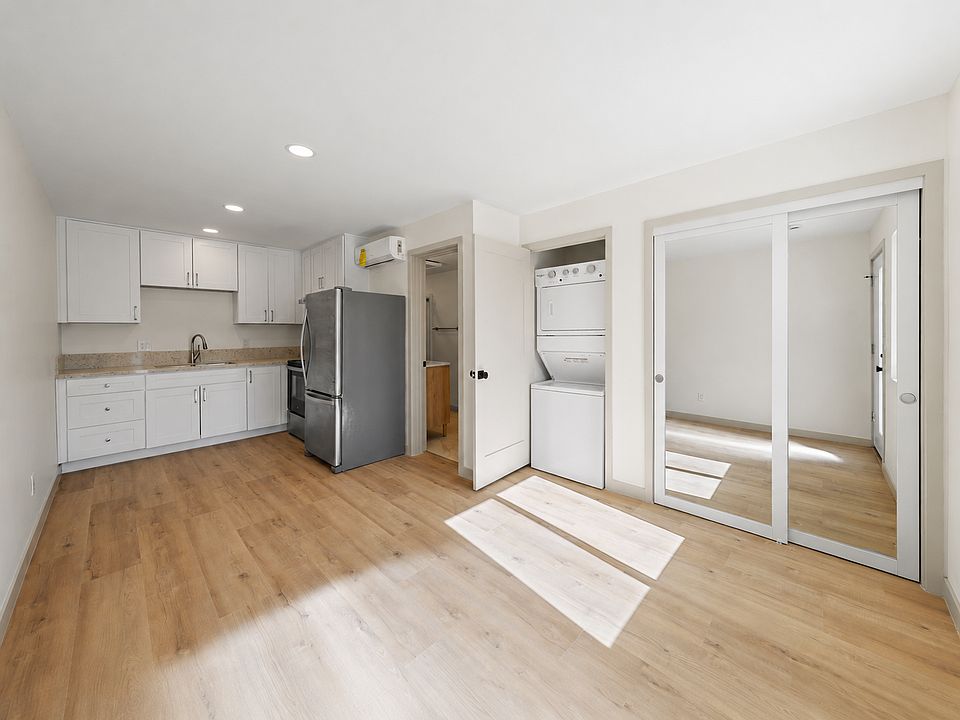1st image of 7 E Prospect St #13