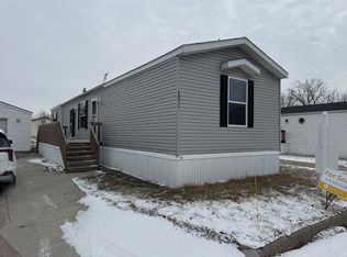 3 Bed 2 Bath Single Section plan