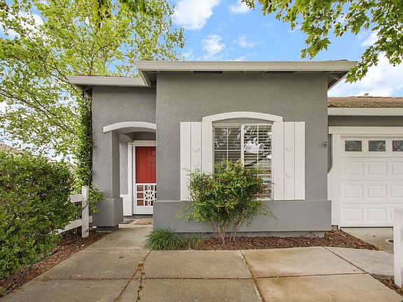 2nd image of 2394 Roualt St