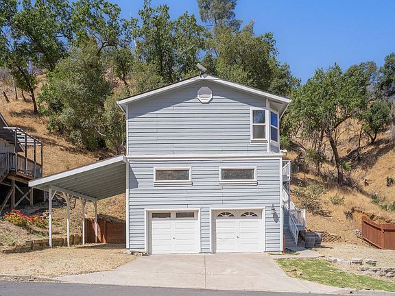 2nd image of 1077 Arroyo Grande Drive
