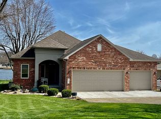 4394 E Oakcrest Dr, Monticello, IN 47960