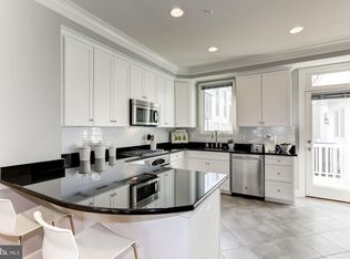 830 Madison St, Alexandria, VA 22314