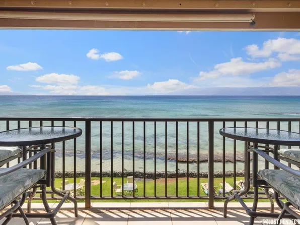3785 Lower Honoapiilani Rd APT 310, Lahaina, HI 96761