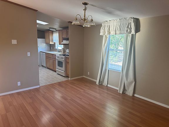 4th image of 8 Vista Hermosa