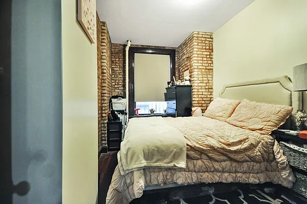 Rented by Compass | media 4