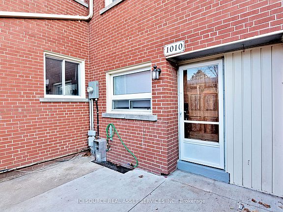 2nd image of 1010 Kipps Ln
