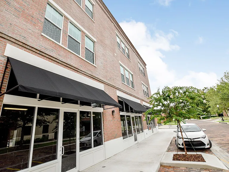Tremaine Boyd Apts NEW — Photo 10