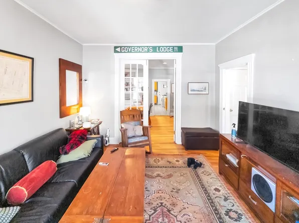 593 Centre St #3, Jamaica Plain, MA 02130