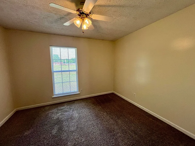 2124 Dr Martin Luther King Jr Blvd #A-6 — Photo 6