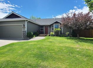 3315 NE Palmer Dr, Bend, OR 97701