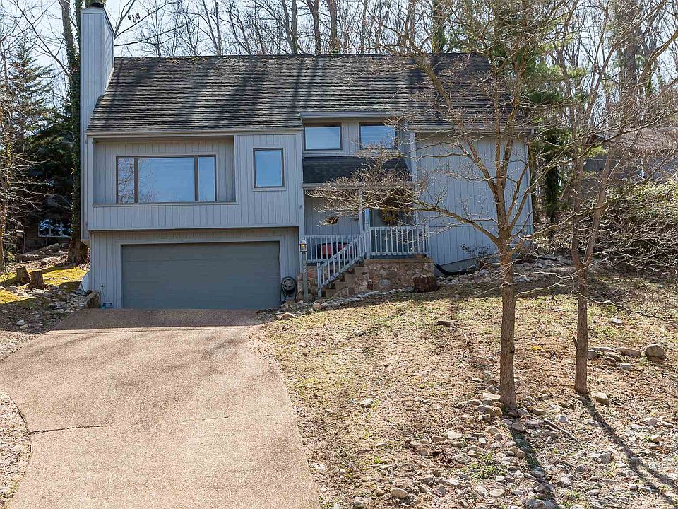 1st image of 663 Flower Dr