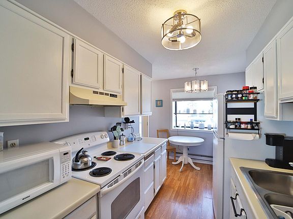 4th image of 8316 Tuxedo Rd #344