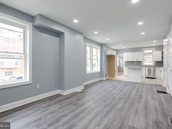 3rd image of 1201 E Stafford St