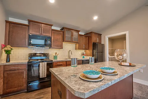Verndale Apartments Photo 1