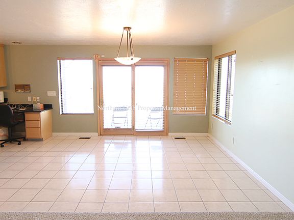 5 Dining Area_09192022