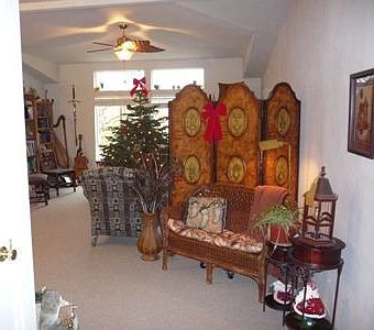 Living Room w/x-mas