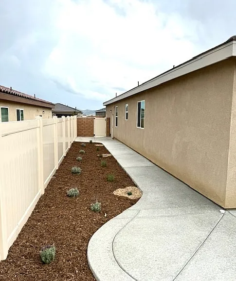 7716 Caroline Marie Ct — Photo 27